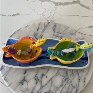 Boston Warehouse Orange and Green Fish Decor with 4 Spreaders.